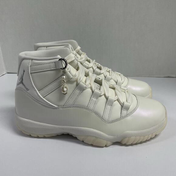 Air Jordan 11 Retro Pearl / Grand Final AR0715 110 Size 11.5 Women Size 10 Men - Picture 7 of 7